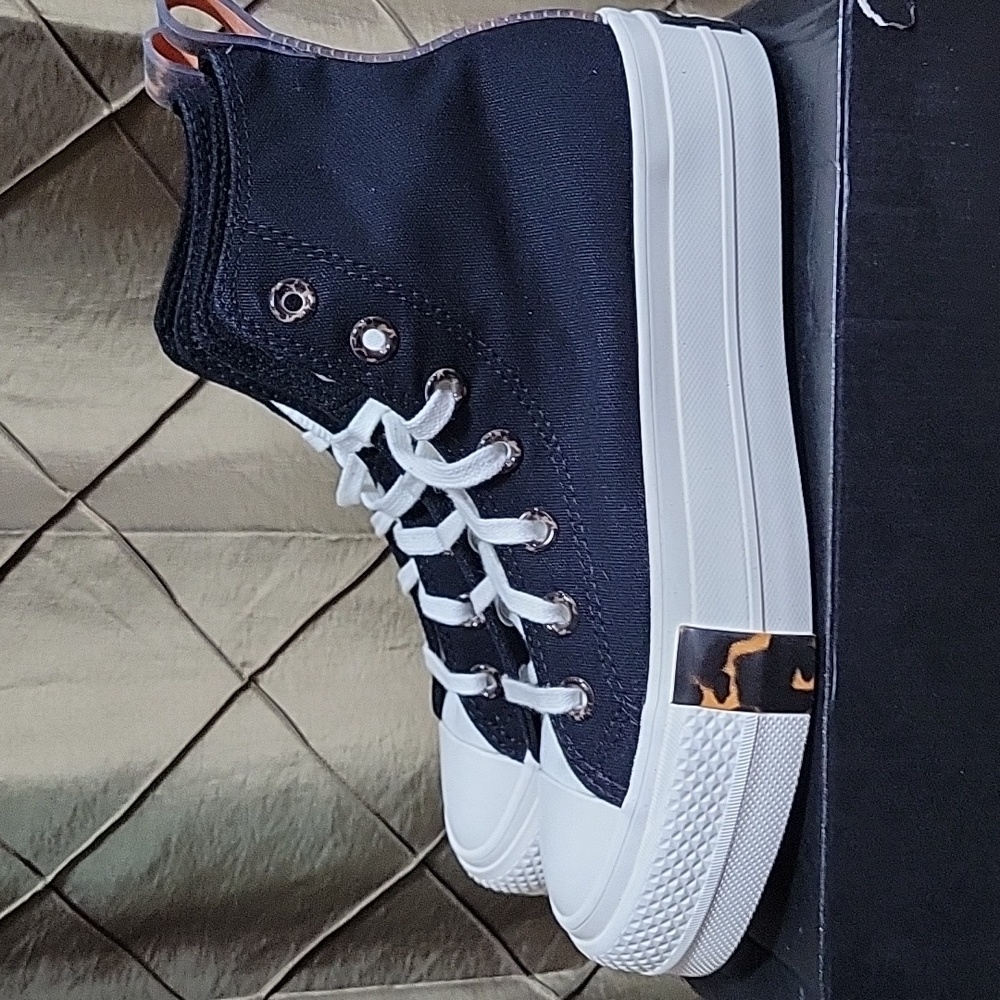 NWT- RARE Converse CTAS Lift Platform in Tortoise, Black & White - Picture 4 of 9